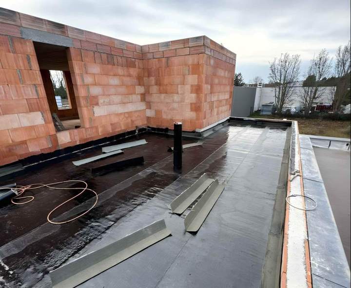 Solutions d'étanchéité pour les toits plats et balcons
